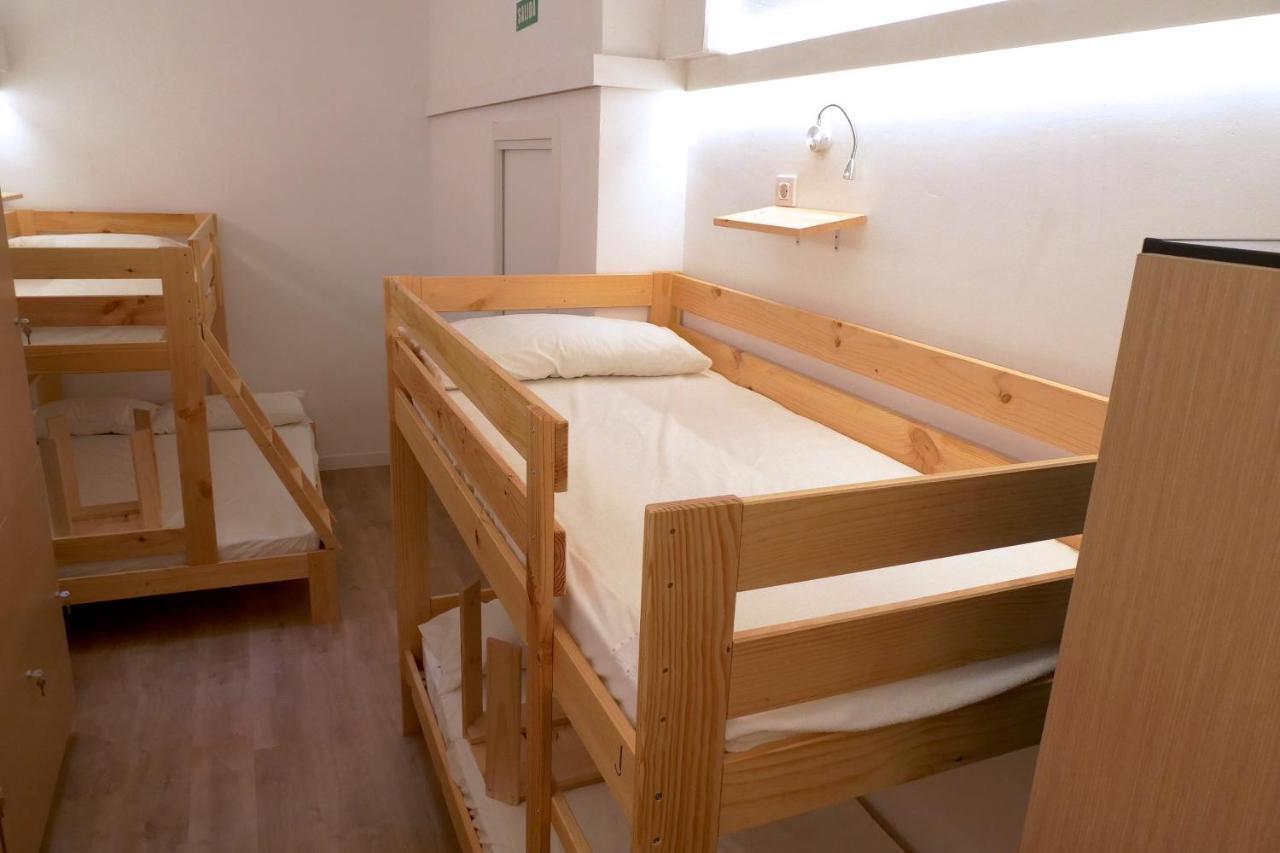 Guitar Hostel ビルバオ エクステリア 写真